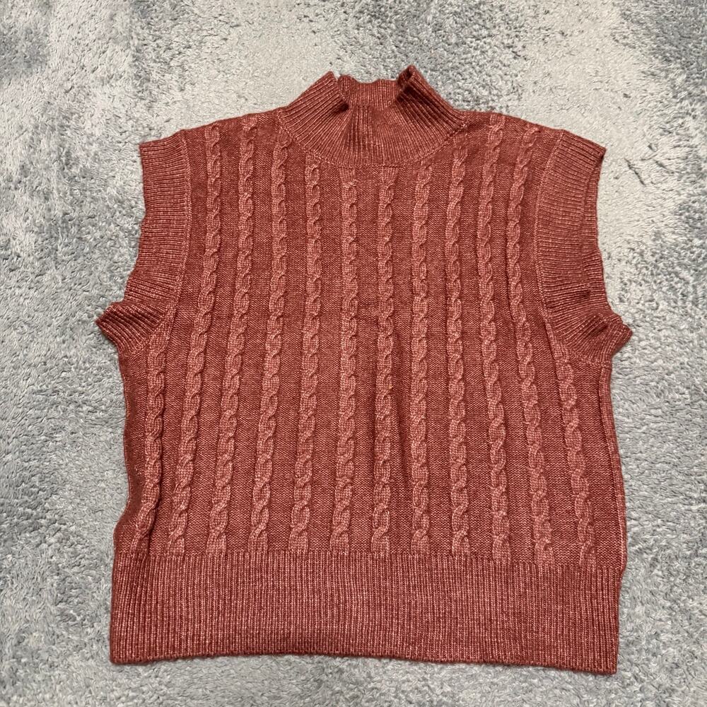 Cupcakes and Cashmere Cable Knit Sweater Vest Womens Small Oversized